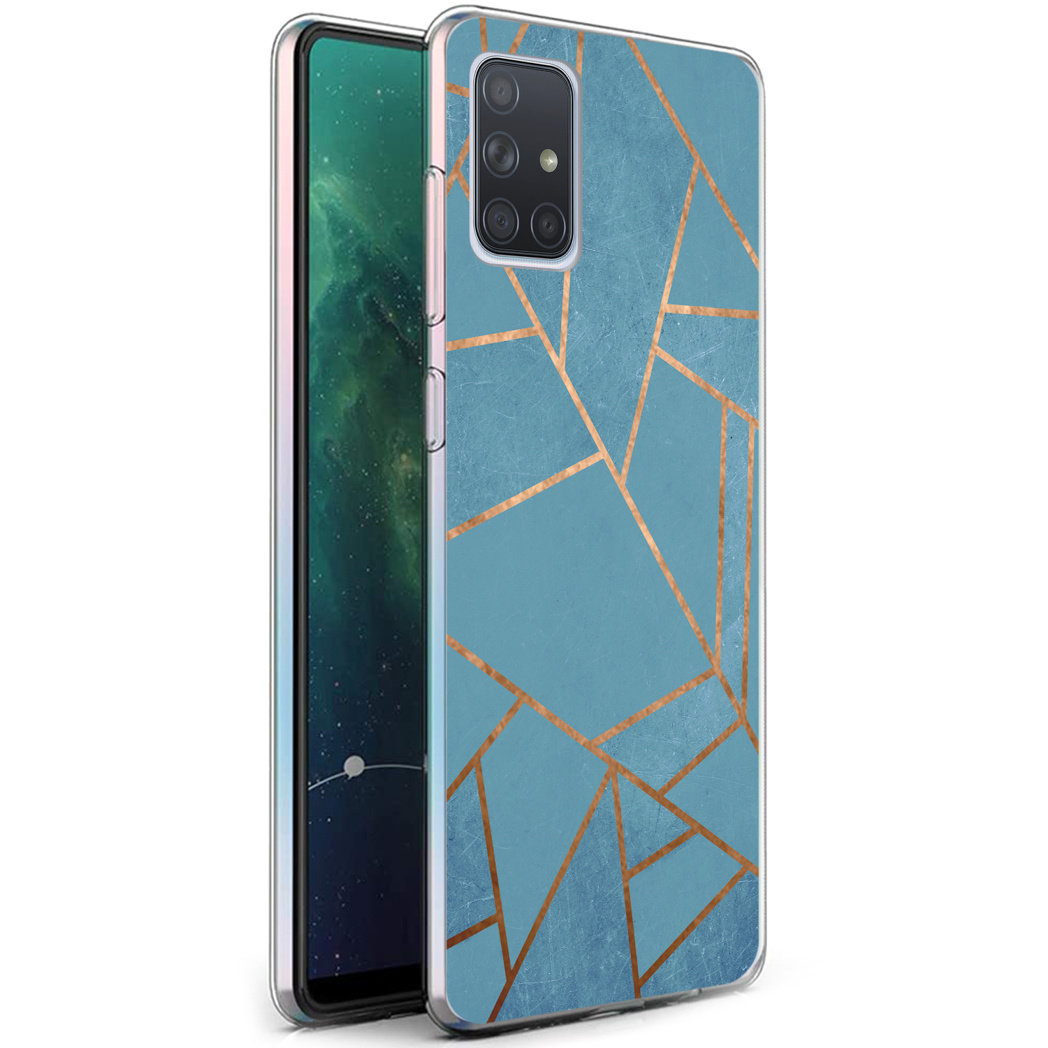 Telefoonhoesje met blauw en goud geometrisch ontwerp. De telefoon staat op een witte achtergrond.
