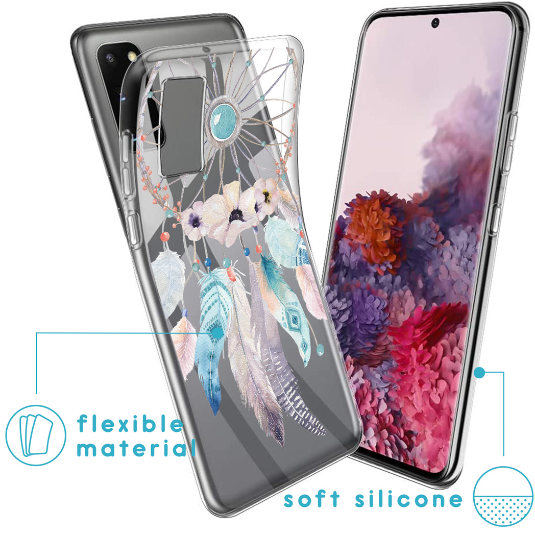Transparante telefoonhoes met dromenvanger-ontwerp. Telefoon zit in de hoes. Tekst: flexibel materiaal, zachte siliconen.