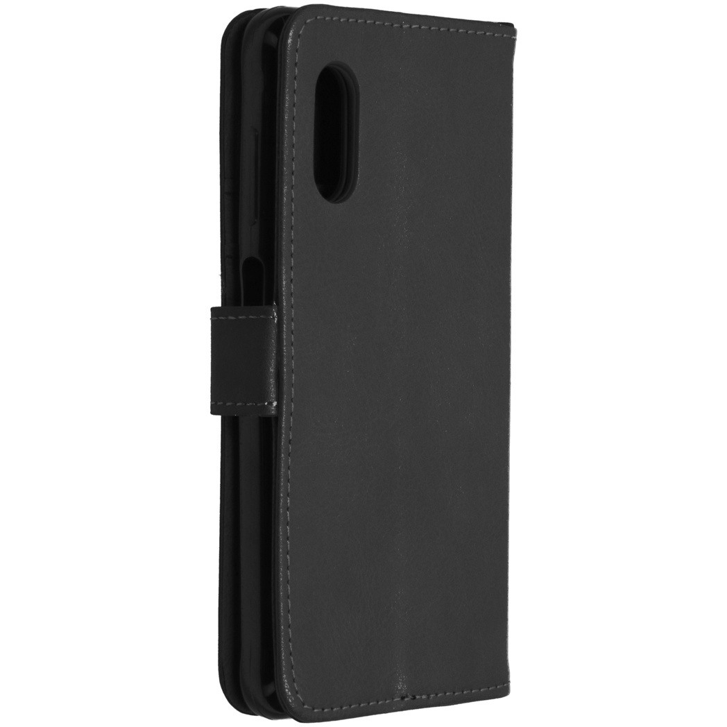 Custodia per telefono nera, chiusa, con un lembo magnetico sul lato.