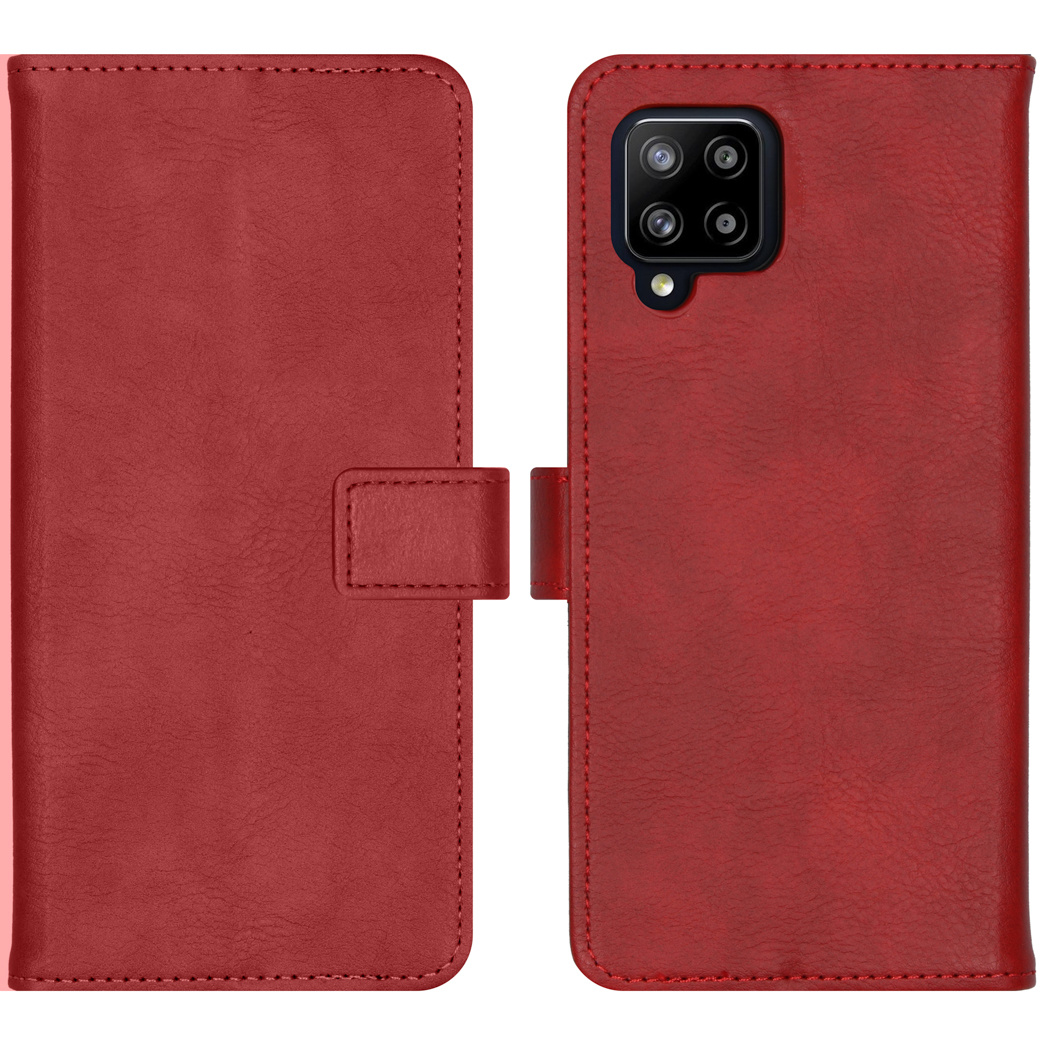 Étui portefeuille en cuir rouge, ouvert et fermé.