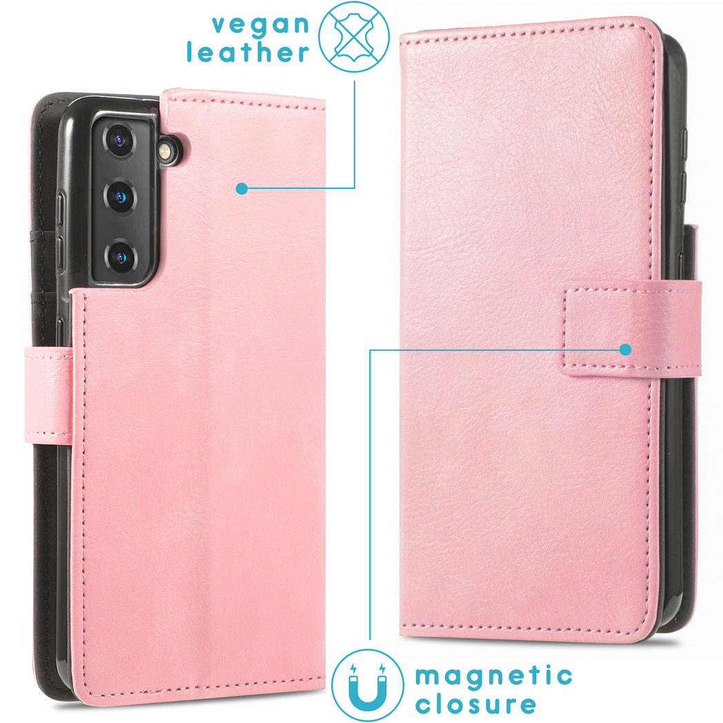 Coque de téléphone rose avec fermeture magnétique, ouverte et fermée, avec des étiquettes de texte ajoutées.