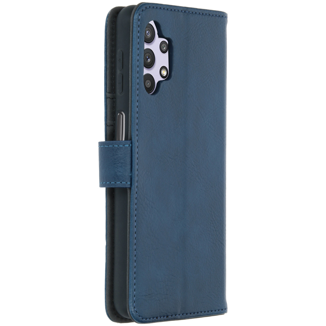Blauw telefoonhoesje, open, met telefoon en pennenhouder.