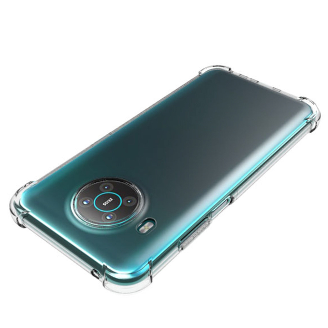 Transparente Handyhülle auf grünem Telefon. Zeiss-Kamera. Transparentes, schützendes Design.