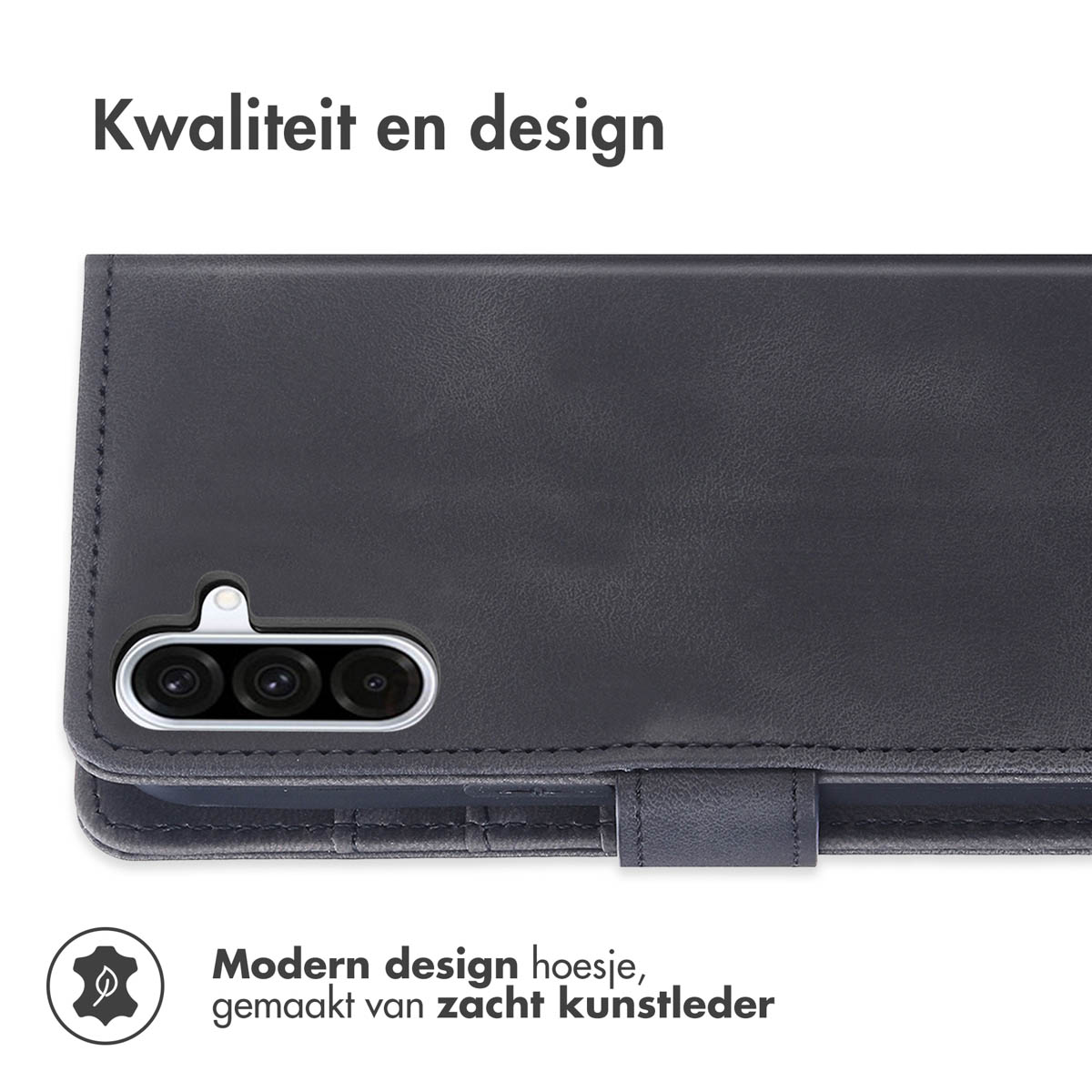 Zwarte telefoonhoes met telefoon. Modern design, gemaakt van zacht kunstleer. Witte achtergrond.