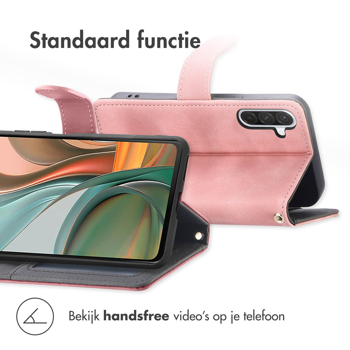 Roze telefoonhoesje met een telefoon erin, opengeklapt. De hoes wordt ondersteund door een standaard, scherm zichtbaar.