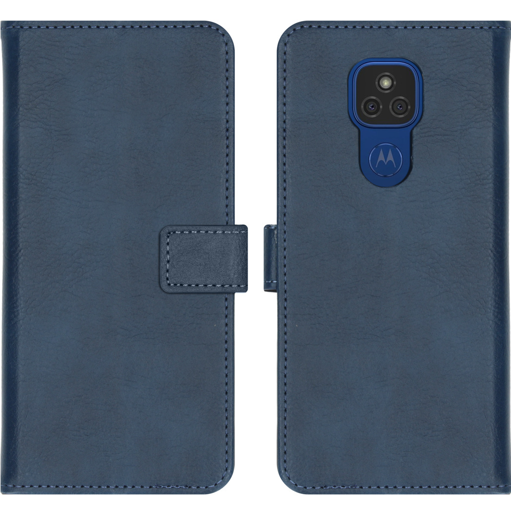 Blauwe lederen telefoonhoes, open. Telefoon met camera is zichtbaar.