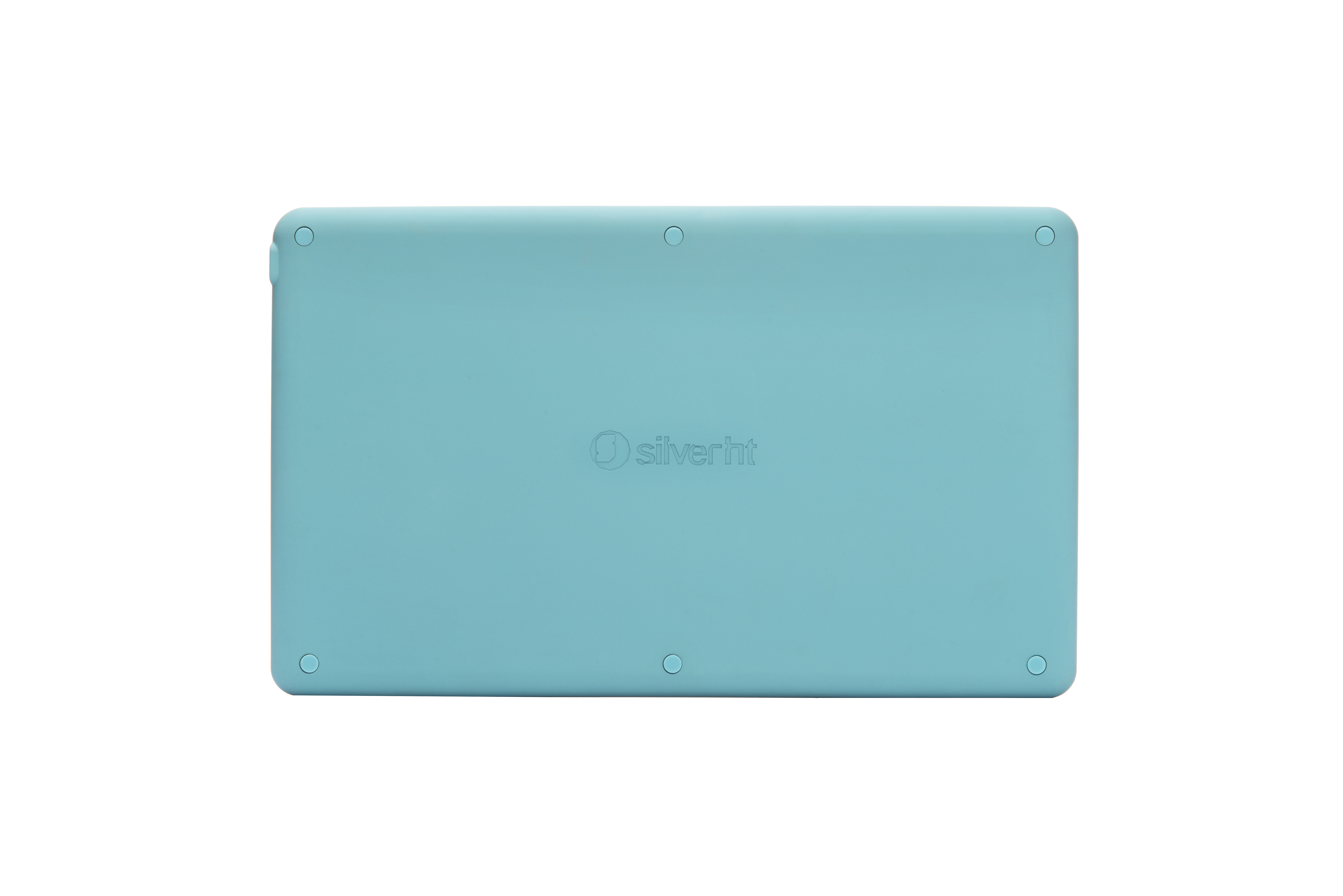 Un tablet azzurro chiaro, con il lato inferiore rivolto verso l'alto, che mostra il logo silverht e i punti di montaggio.