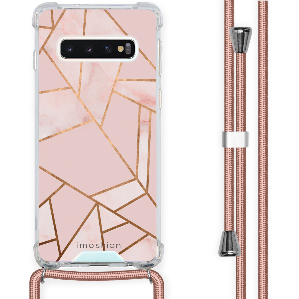 Coque de téléphone rose avec un design géométrique doré et un cordon rose.