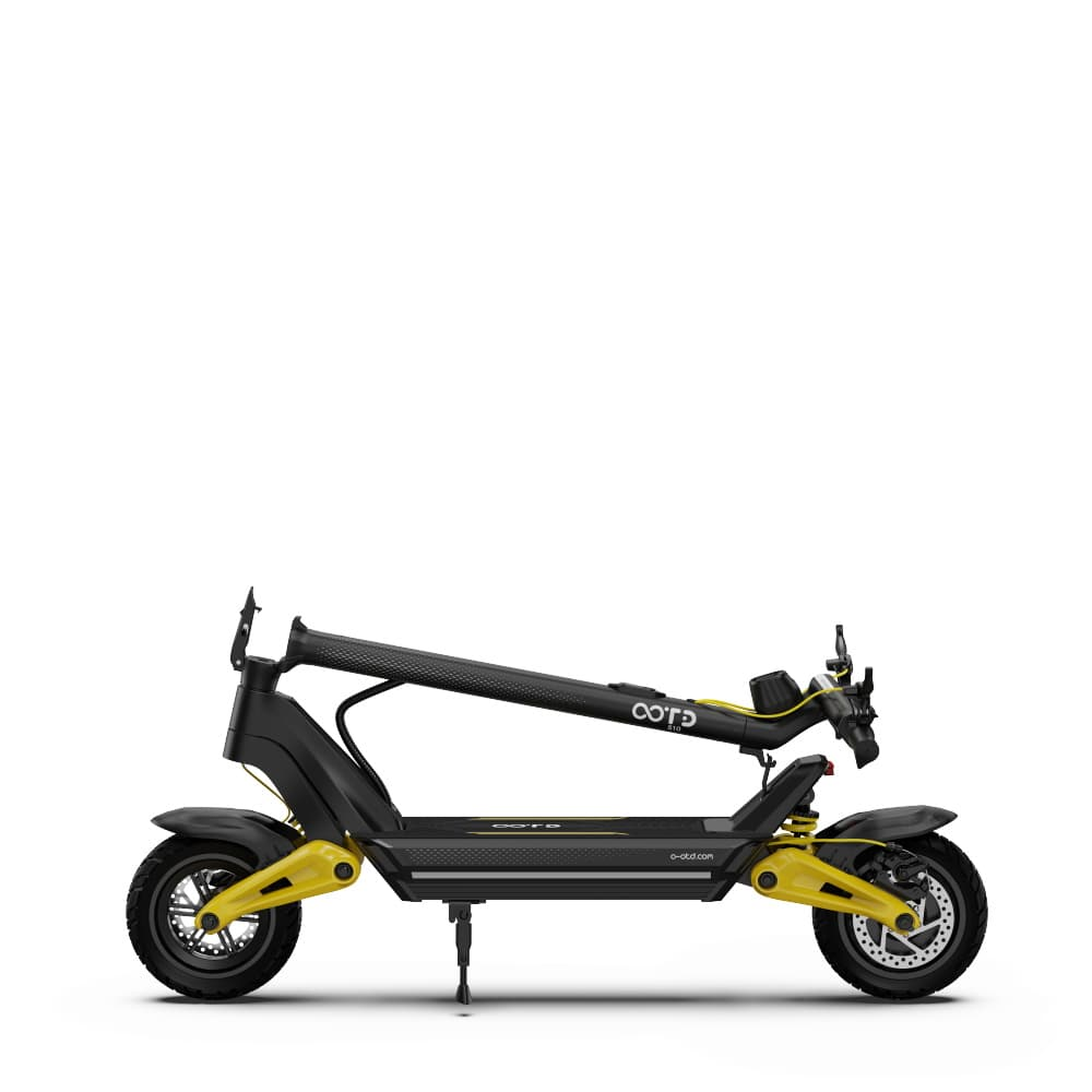 Scooter elettrico nero e giallo, piegato. Ruote e parti gialle.