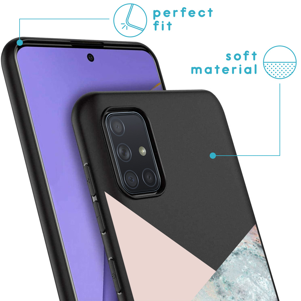 Zwarte en roze telefoonhoes. De telefoon heeft meerdere camera's. Tekst geeft een perfecte pasvorm en zacht materiaal aan.