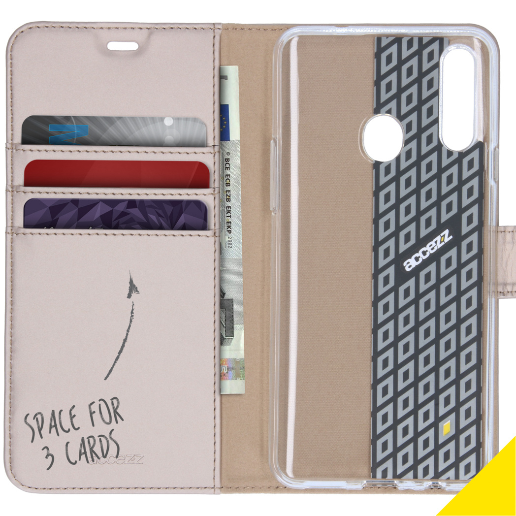 Beige telefoonhoesje met kaartsleuven en de tekst "ruimte voor 3 kaarten".