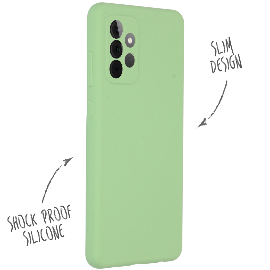 Una custodia per telefono verde chiaro. Testo indica antiurto e design sottile.