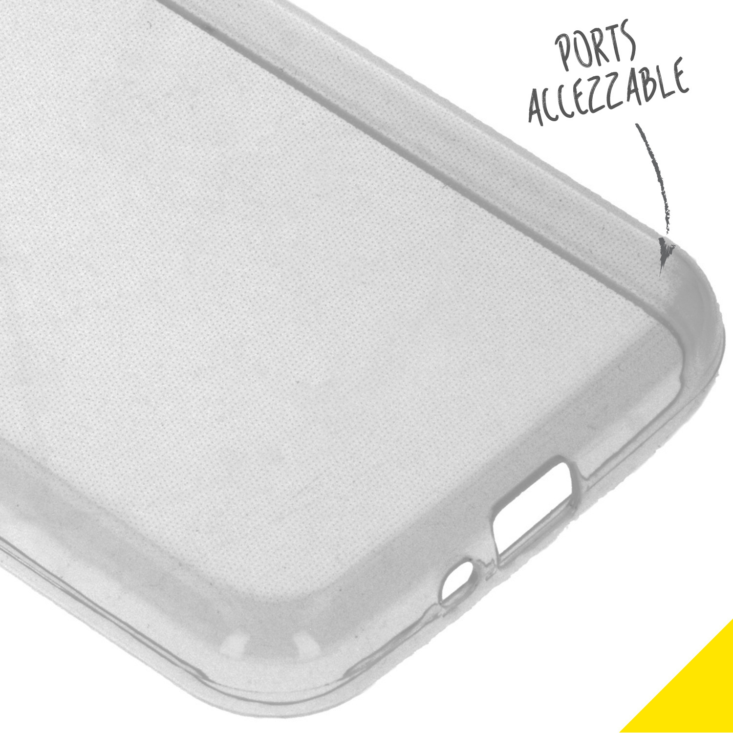 Gros plan sur une coque de téléphone transparente. L'étui a des découpes pour les ports et le texte indique 'PORTS ACCESSIBLE'.