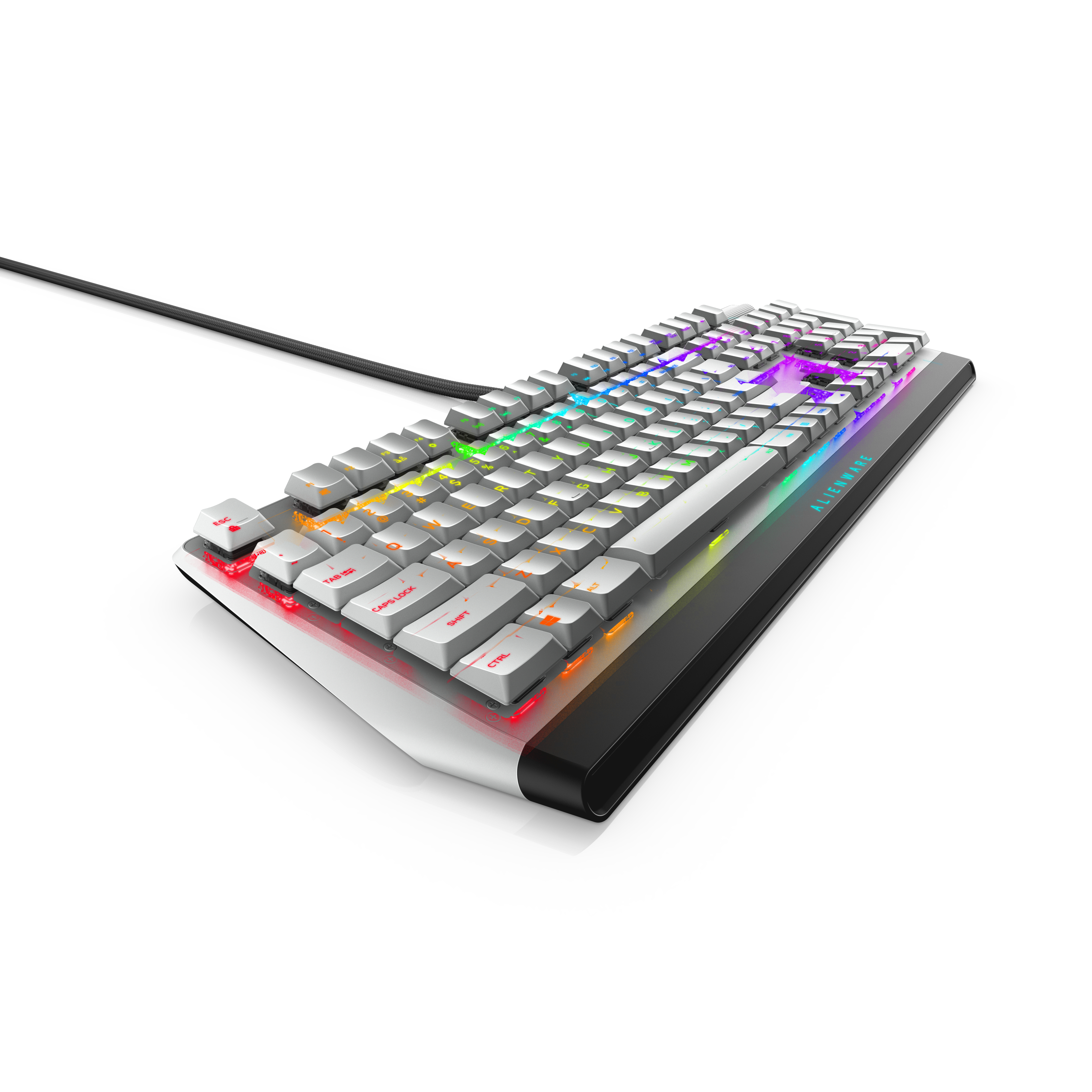 Eine weiße und schwarze Tastatur mit RGB-Beleuchtung und modernem Design. Alienware-Logo sichtbar rechts.