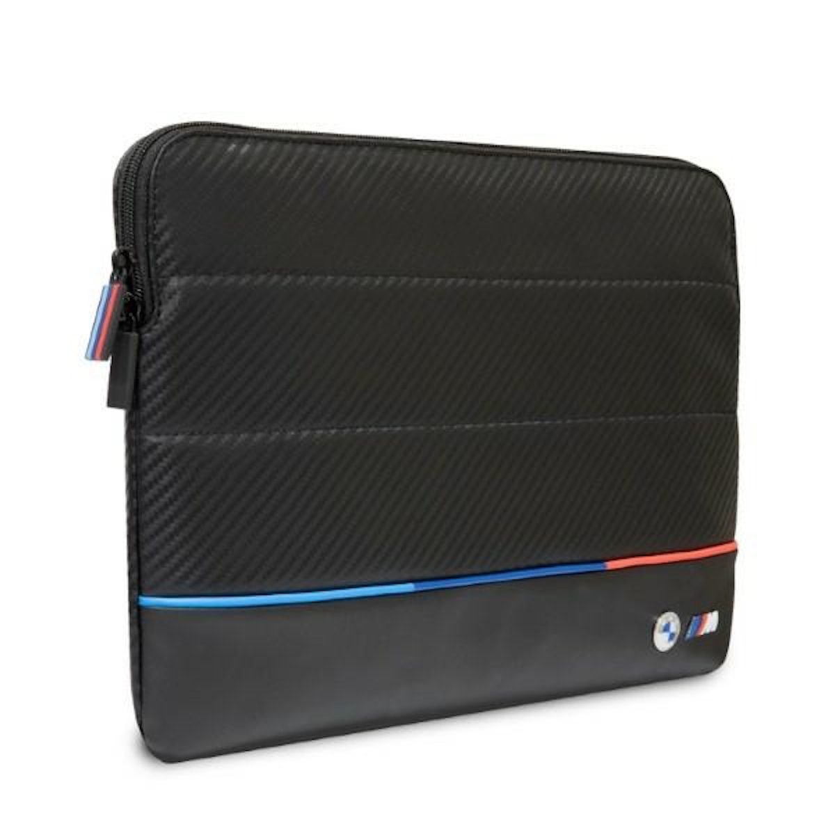 Schwarze Laptoptasche mit Karbonfasermuster und BMW-Logo.