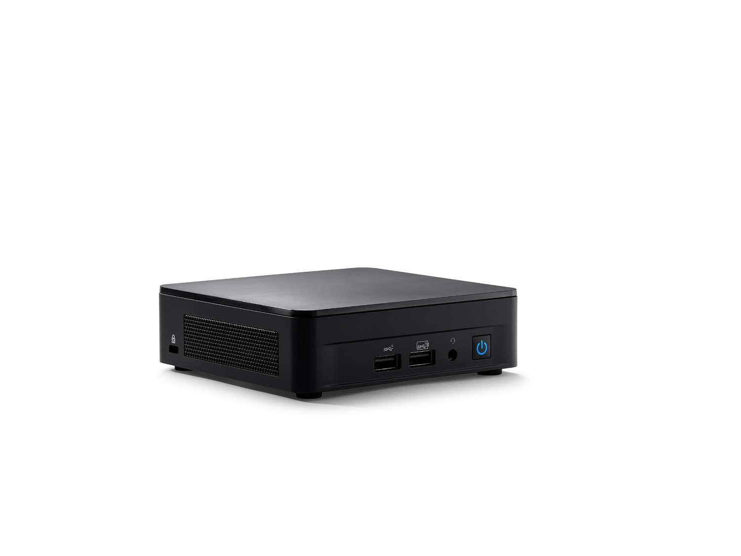 Schwarzer Mini-PC auf weißem Hintergrund. Er ist rechteckig, mit Anschlüssen an der Seite.