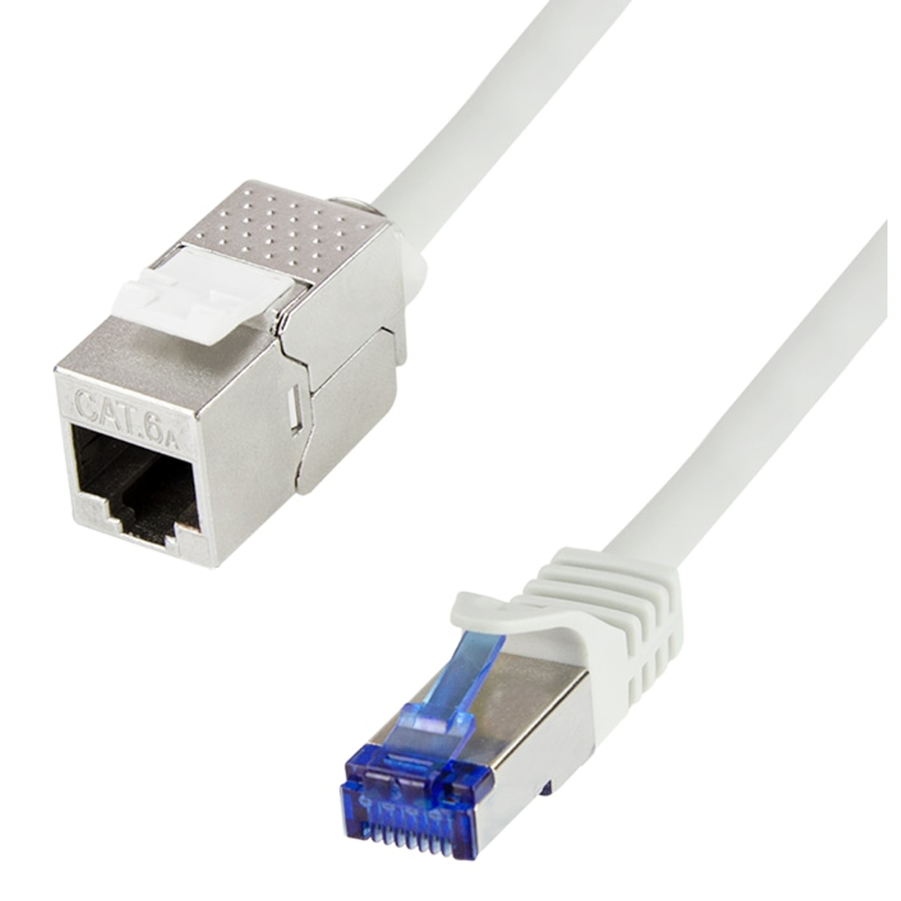 Cavo Ethernet bianco e grigio con un connettore su sfondo bianco.