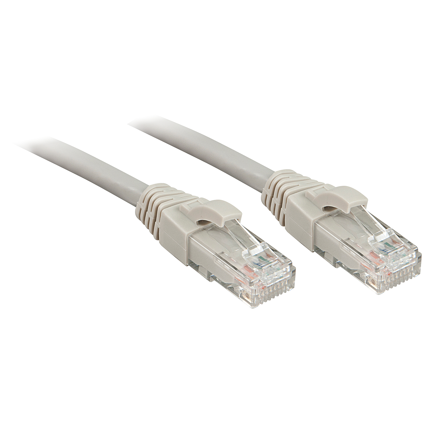 Dwa szare kable Ethernet z jasnoszarymi złączami na białym tle.