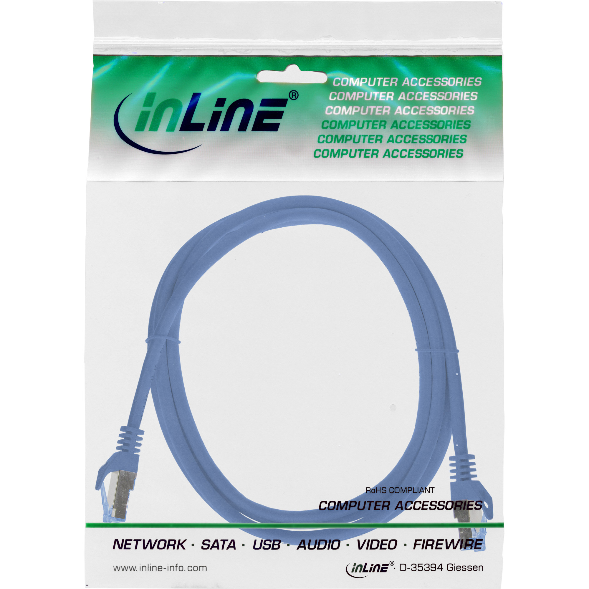Un cavo Ethernet blu in una confezione di plastica con testo e logo.