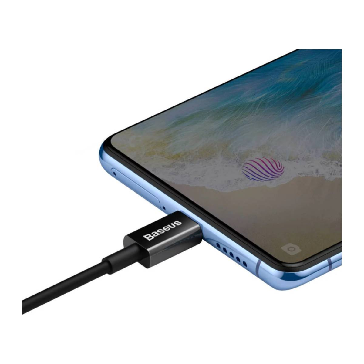 Czarny kabel USB-C jest podłączony do niebieskiego telefonu.