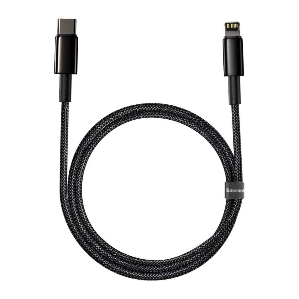 Czarny kabel do ładowania ze złączami USB i Lightning. Kabel jest pleciony.