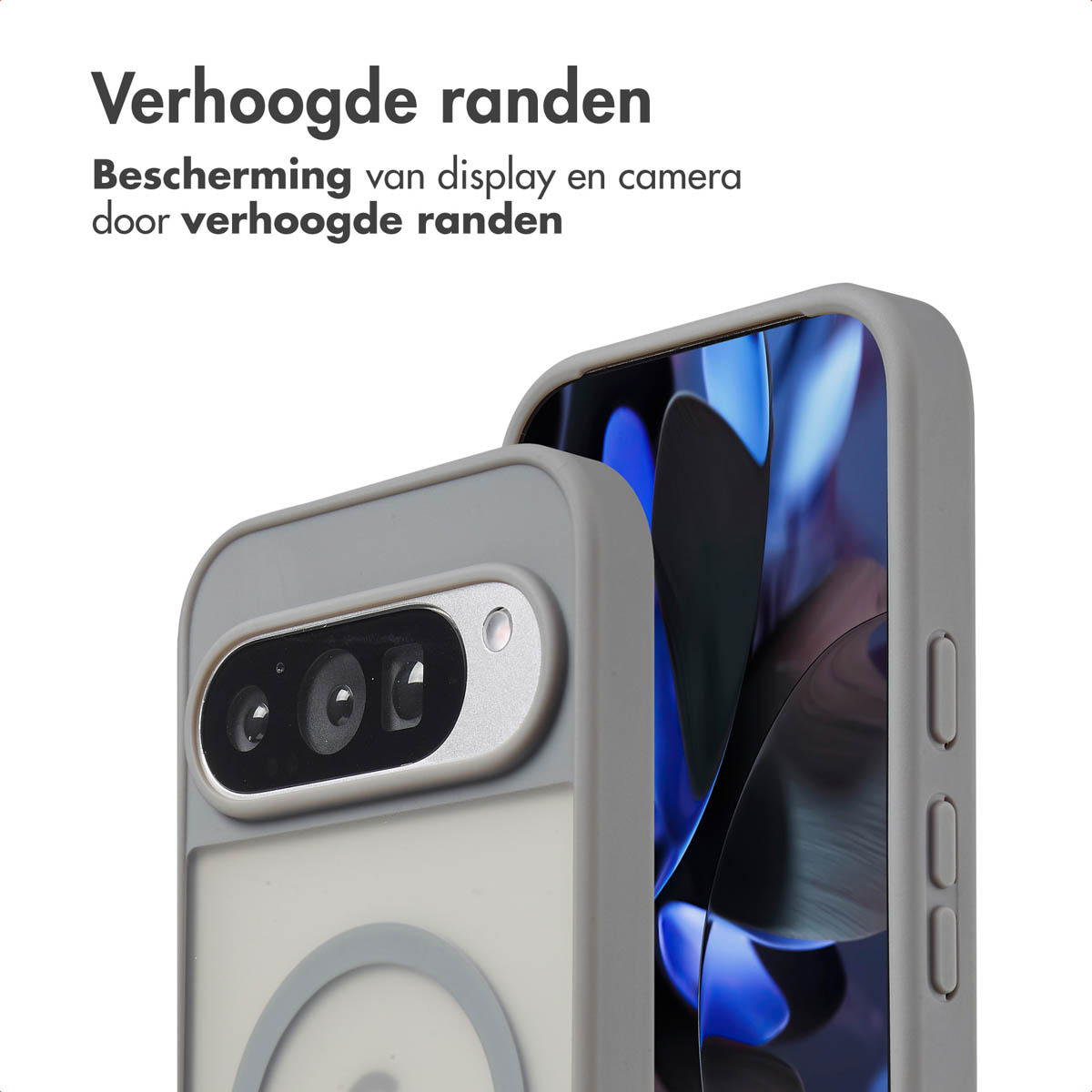Close-up van een telefoonhoesje met camera-uitsparing. De hoes is grijs en het scherm is gedeeltelijk zichtbaar.