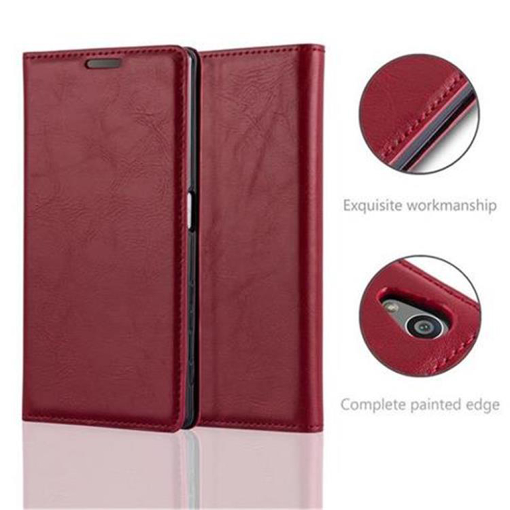 Funda de teléfono de cuero rojo, con detalles de costuras y un círculo.