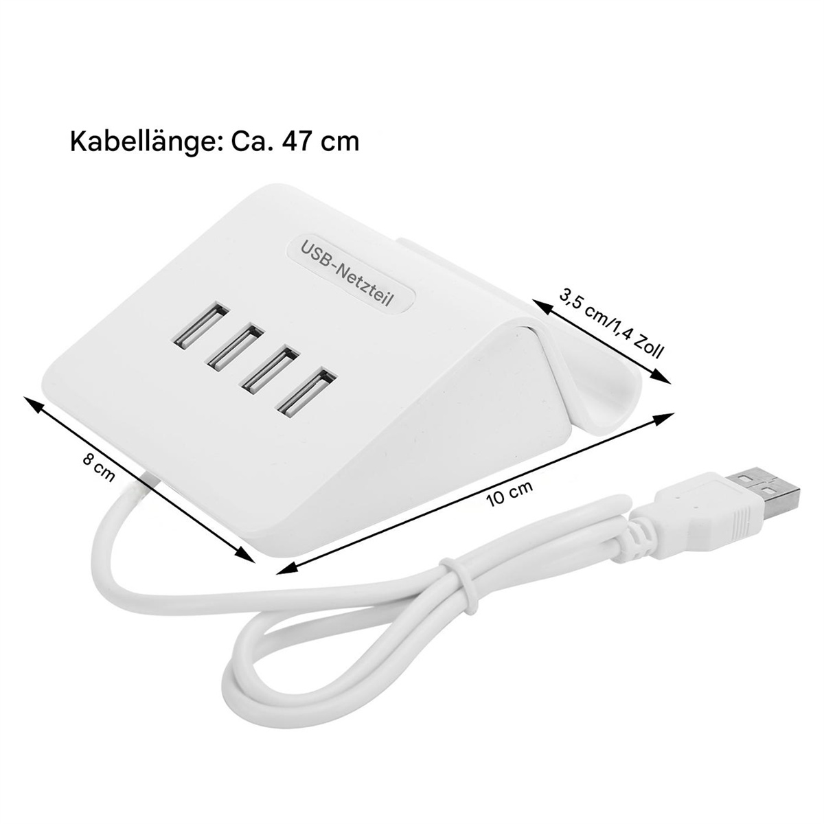Ein weißer USB-Hub mit vier Anschlüssen, Abmessungen: 10 cm lang und 8 cm breit, und ein angeschlossenes USB-Kabel.
