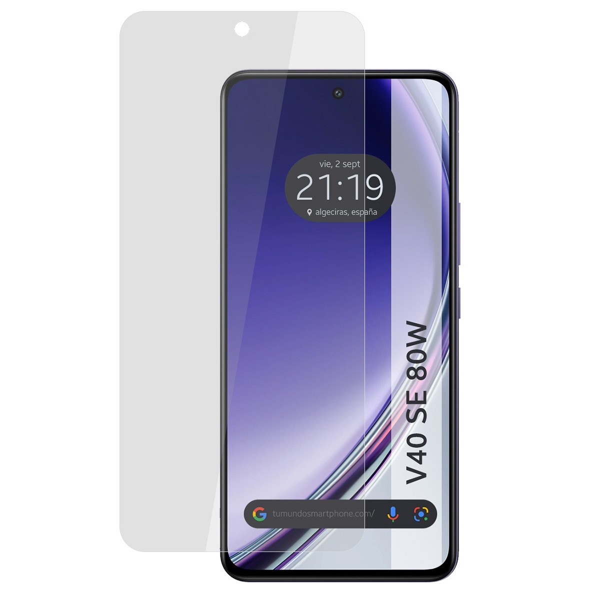 Schermo dello smartphone con protezione. Visualizzazione di ora, data, posizione. Telefono nero.