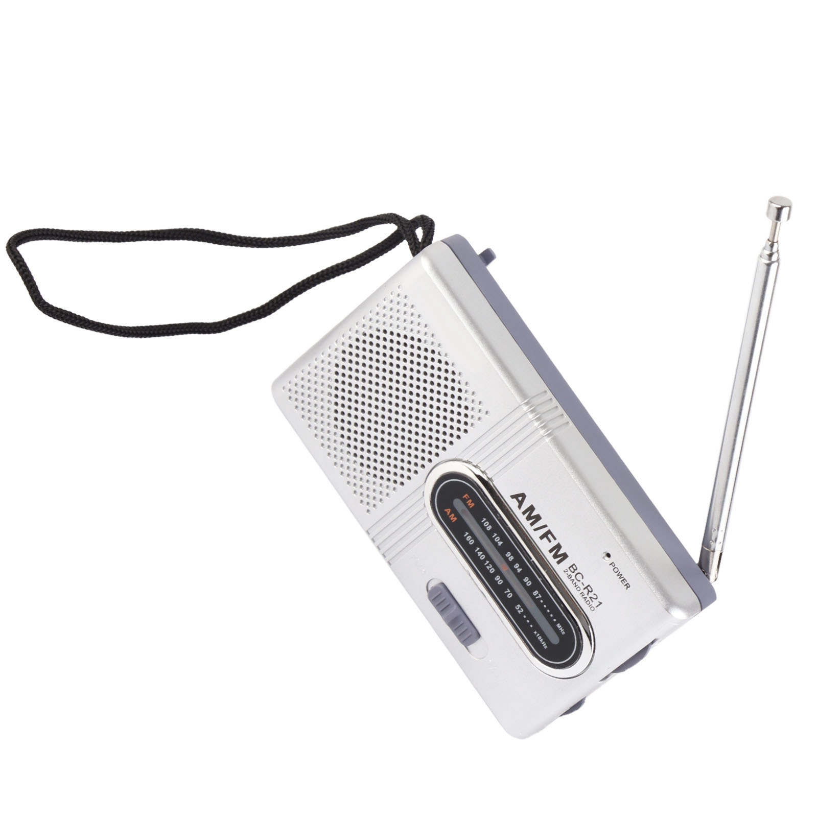 Silbernes AM/FM-Radio mit schwarzem Riemen und ausgefahrener Antenne.