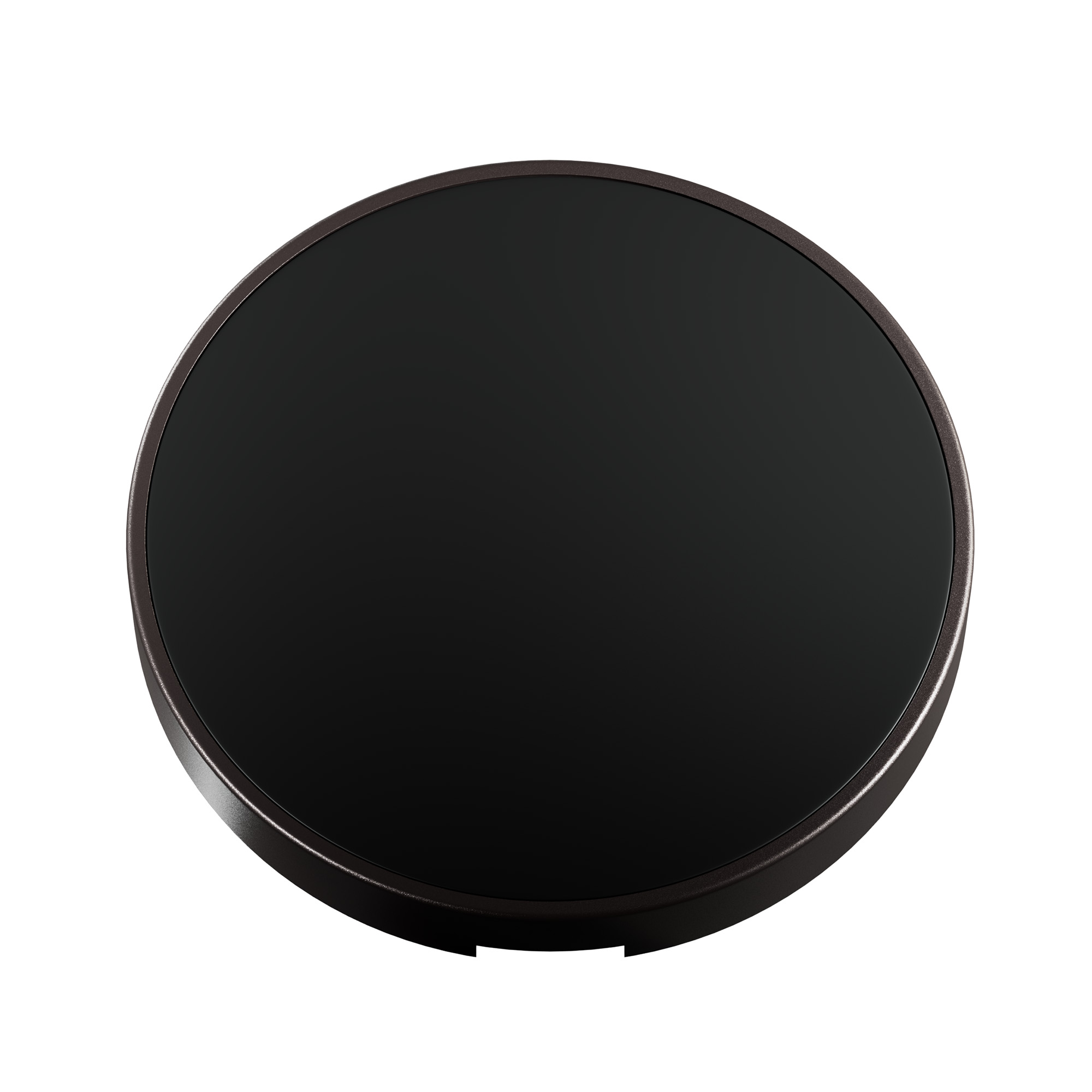 Czarny, okrągły, błyszczący obiekt z ciemnobrązową obwódką. Obiekt znajduje się na białym tle.
