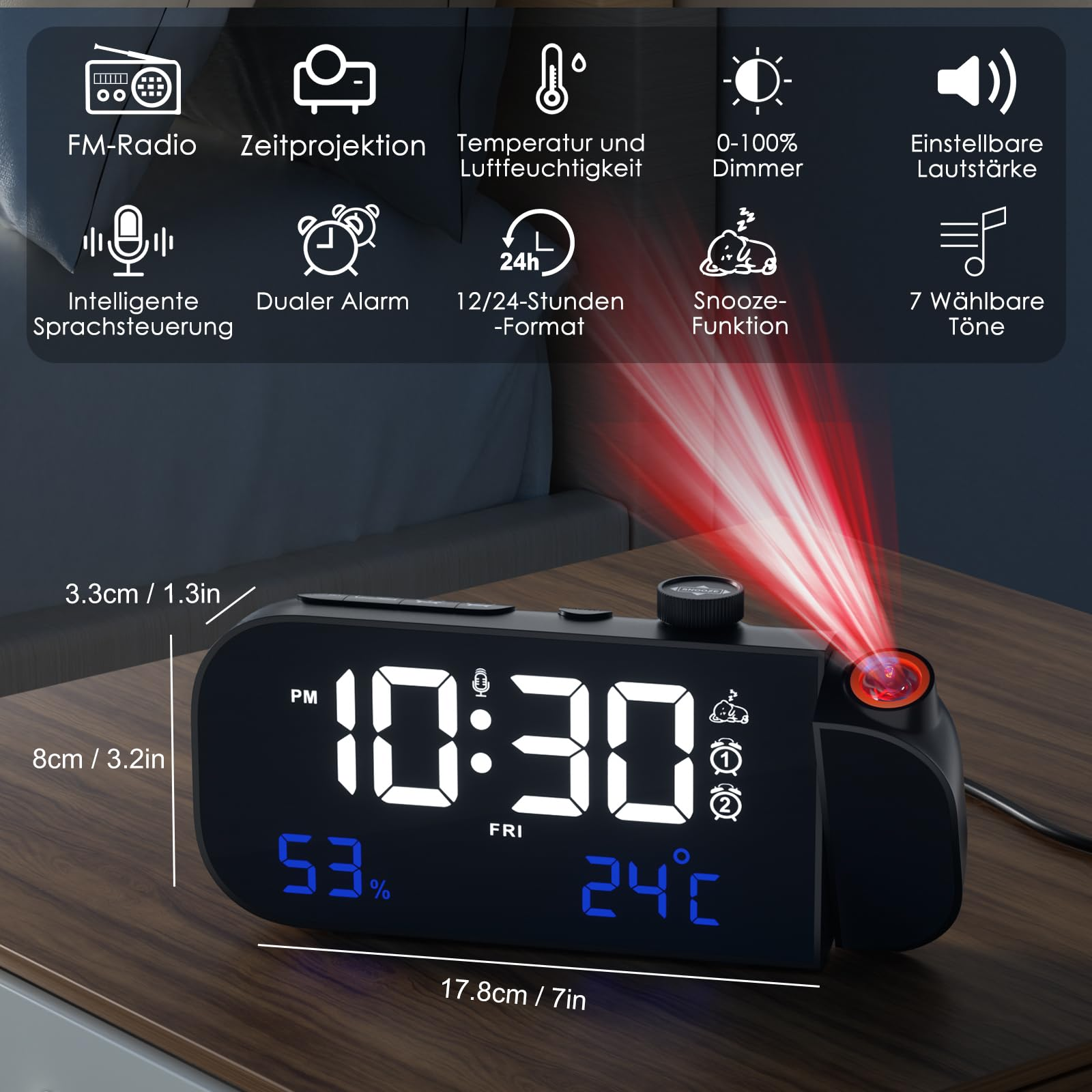 Schwarzer digitaler Wecker mit 10:30 Uhr. Er projiziert die Uhrzeit an die Wand.