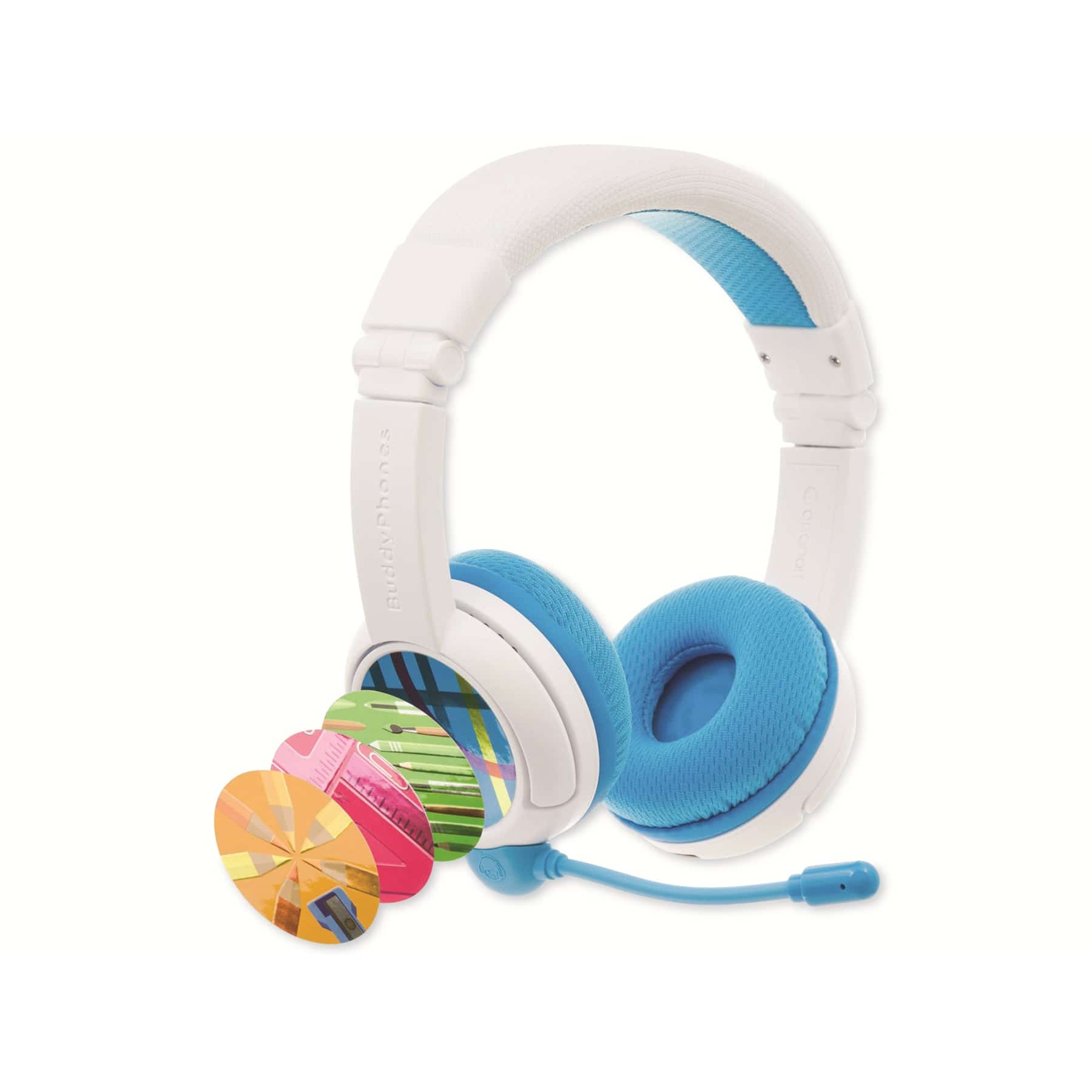 Cuffie bianche e blu con microfono. Inserti decorativi colorati. Sfondo bianco.