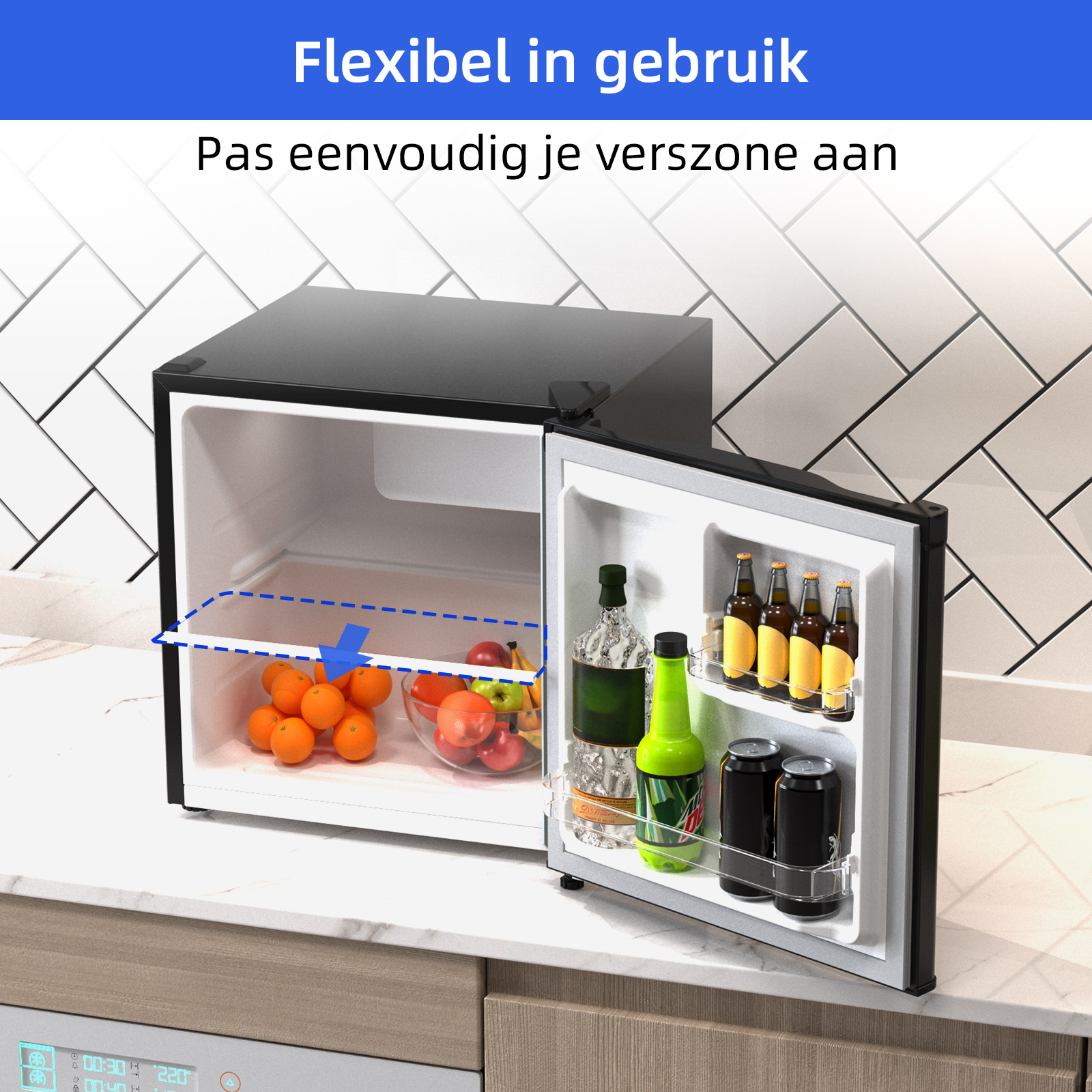 Mini-Kühlschrank mit offener Tür. Enthält Getränke und Obst. Text sagt 'Flexibel in der Anwendung'.
