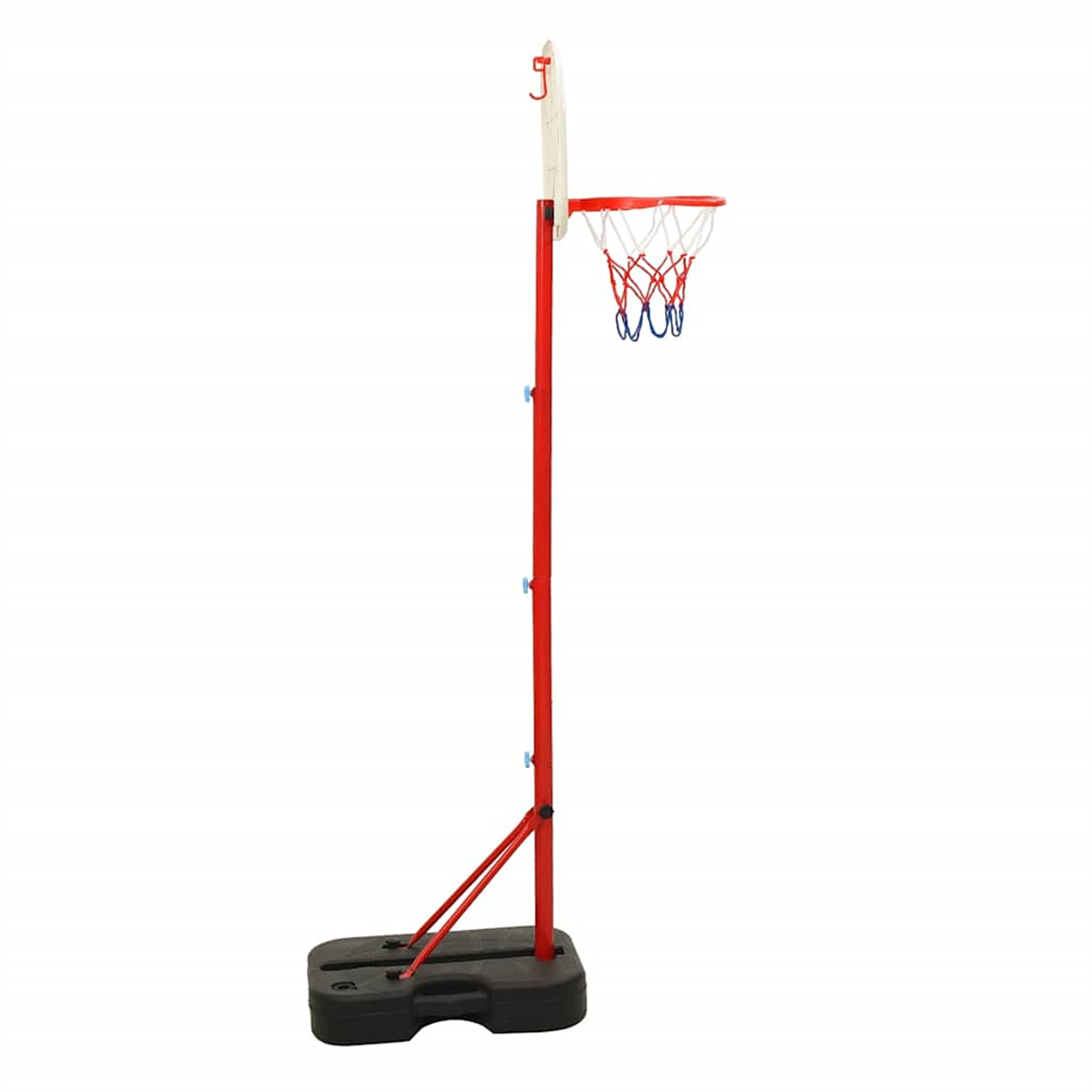 Roter Basketballkorb mit Netz. Metallstange auf schwarzem Sockel, freigestellt.