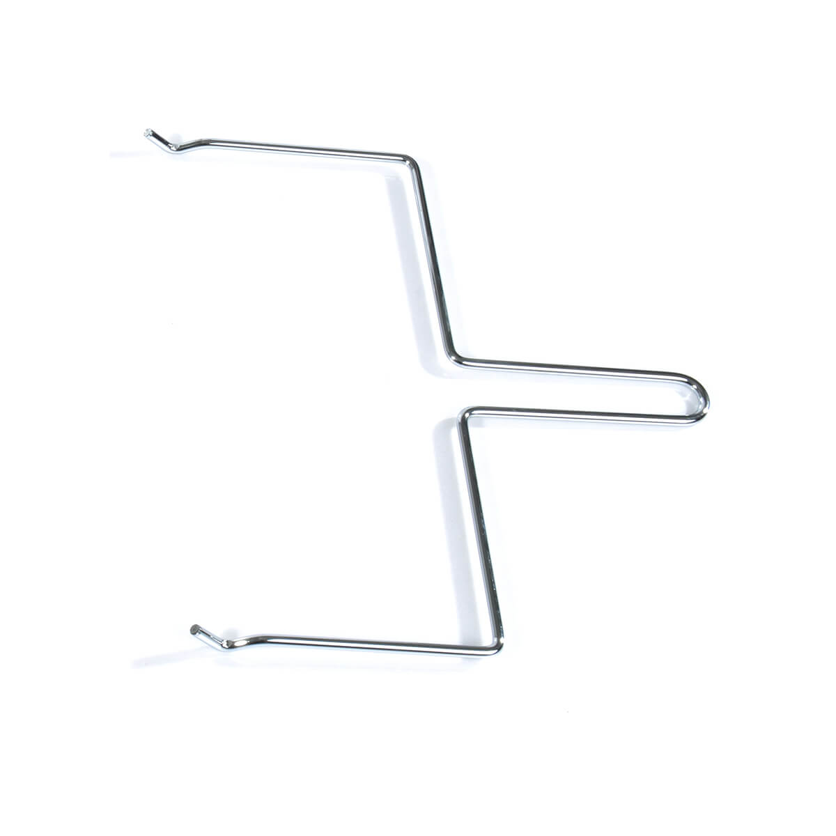 Prosty, gięty metalowy stojak w kształcie litery U, z płaską częścią pośrodku.