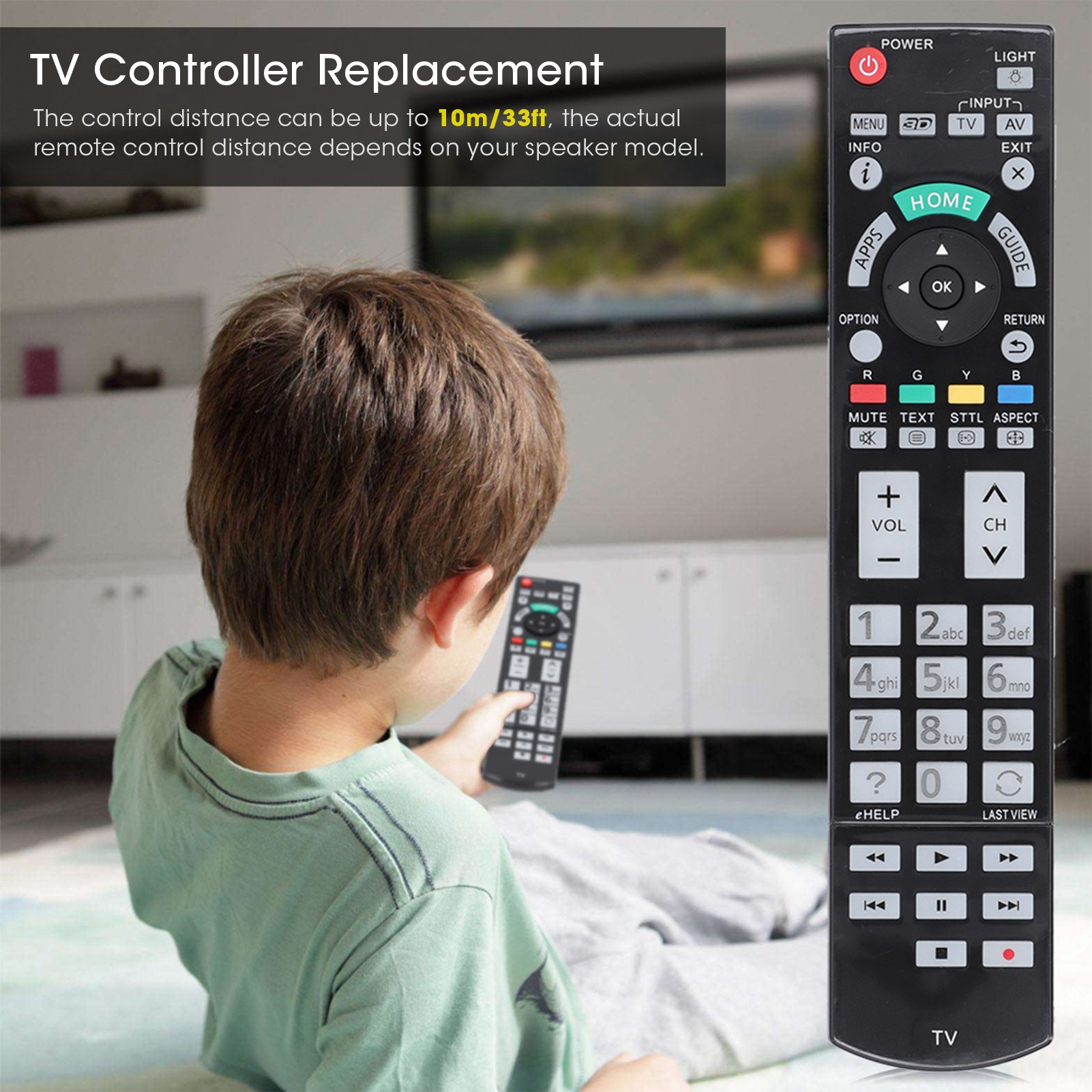 Ein Junge hält eine TV-Fernbedienung. Eine schwarze Fernbedienung steht im Fokus.