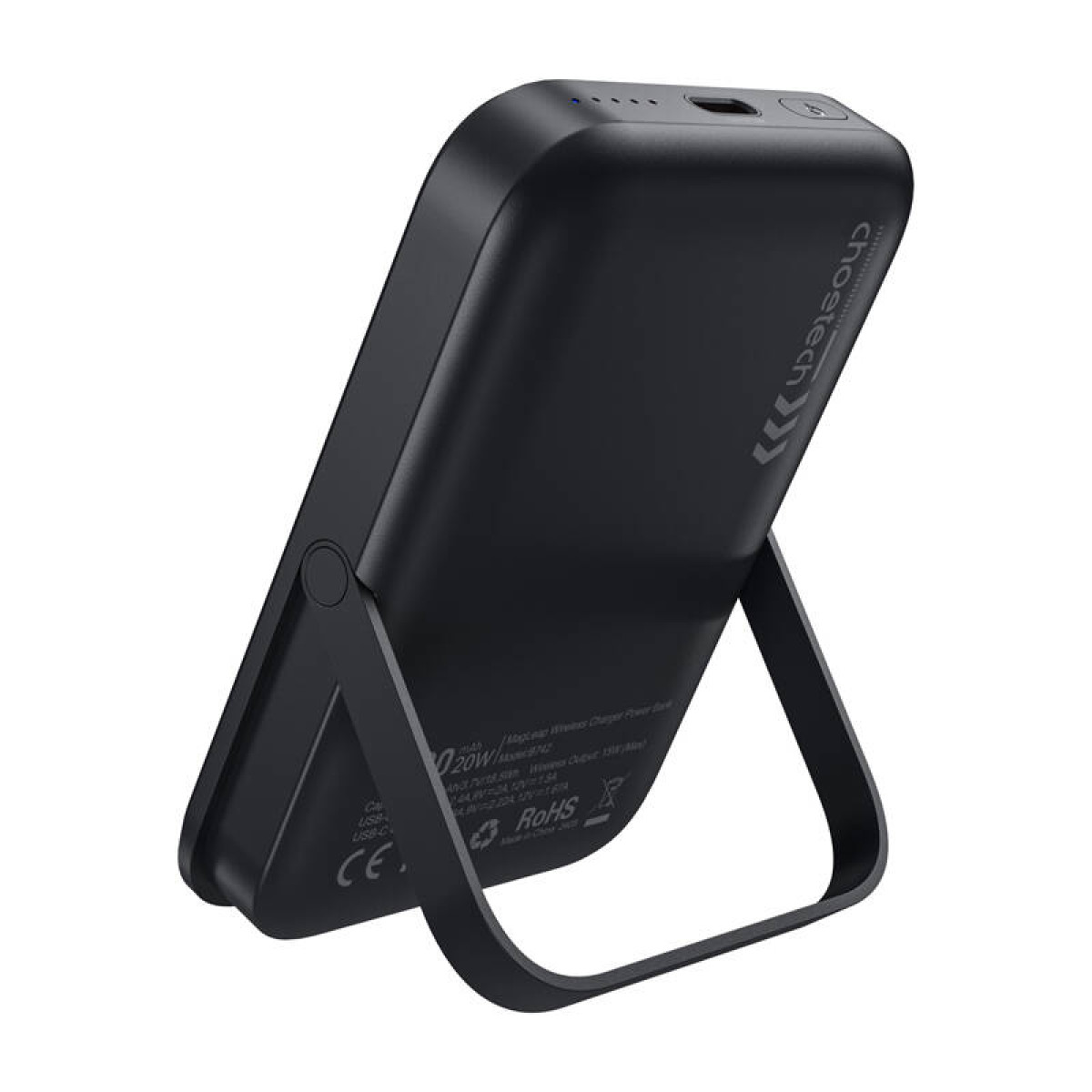 Schwarze Powerbank mit Ständer. Sie hat einen USB-Anschluss und eine Ladeanzeige. Der Markenname ist sichtbar.