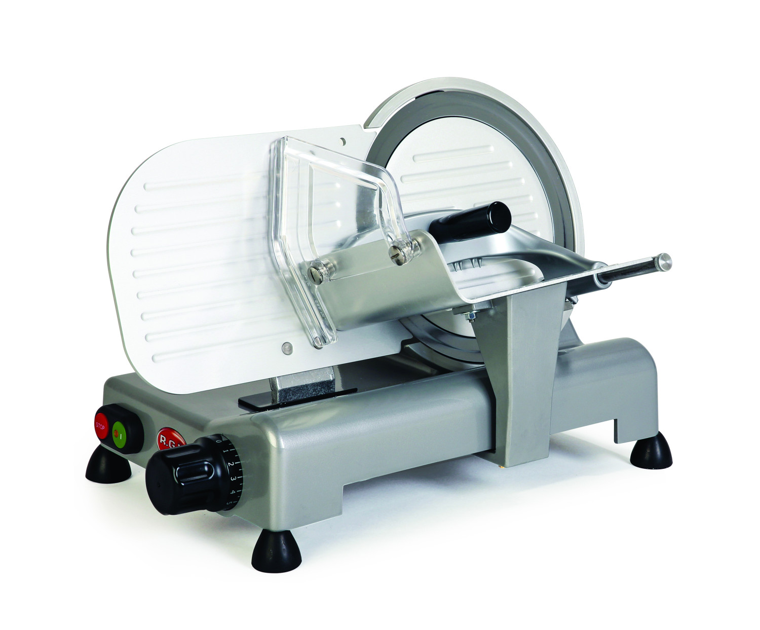 Srebrna krajalnica do mięsa na białej powierzchni. Posiada ostrze, elementy sterujące i uchwyt. Czerwone i zielone przyciski.
