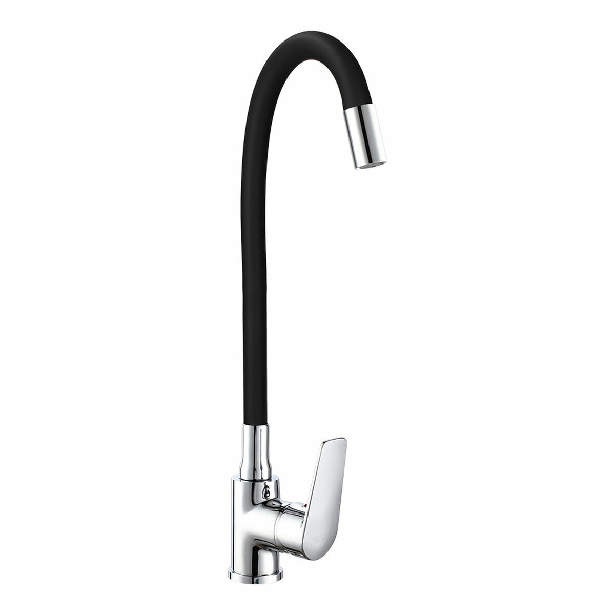 Un rubinetto da cucina cromato e nero con un tubo nero flessibile.