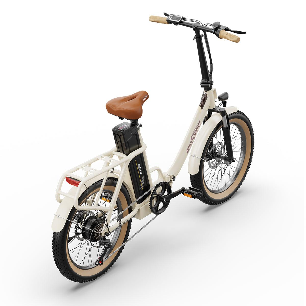 Ein cremefarbenes Elektrofahrrad mit braunem Sitz und Reifen, aus der Vogelperspektive betrachtet.