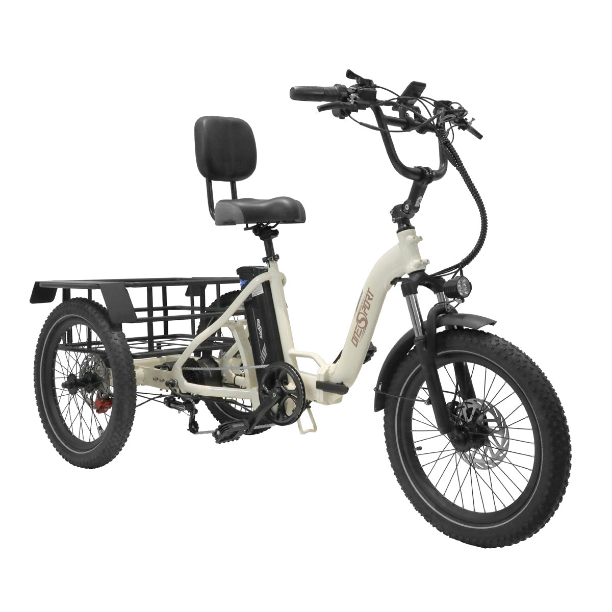 Un triciclo de carga blanco con una plataforma de carga negra. Tiene asiento y manillar, listo para usar.