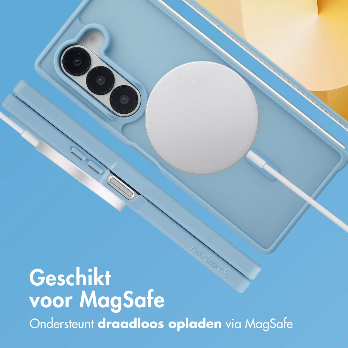 Blauwe telefoonhoes met witte oplader. Tekst zegt: Geschikt voor MagSafe. Ondersteunt draadloos opladen via MagSafe.