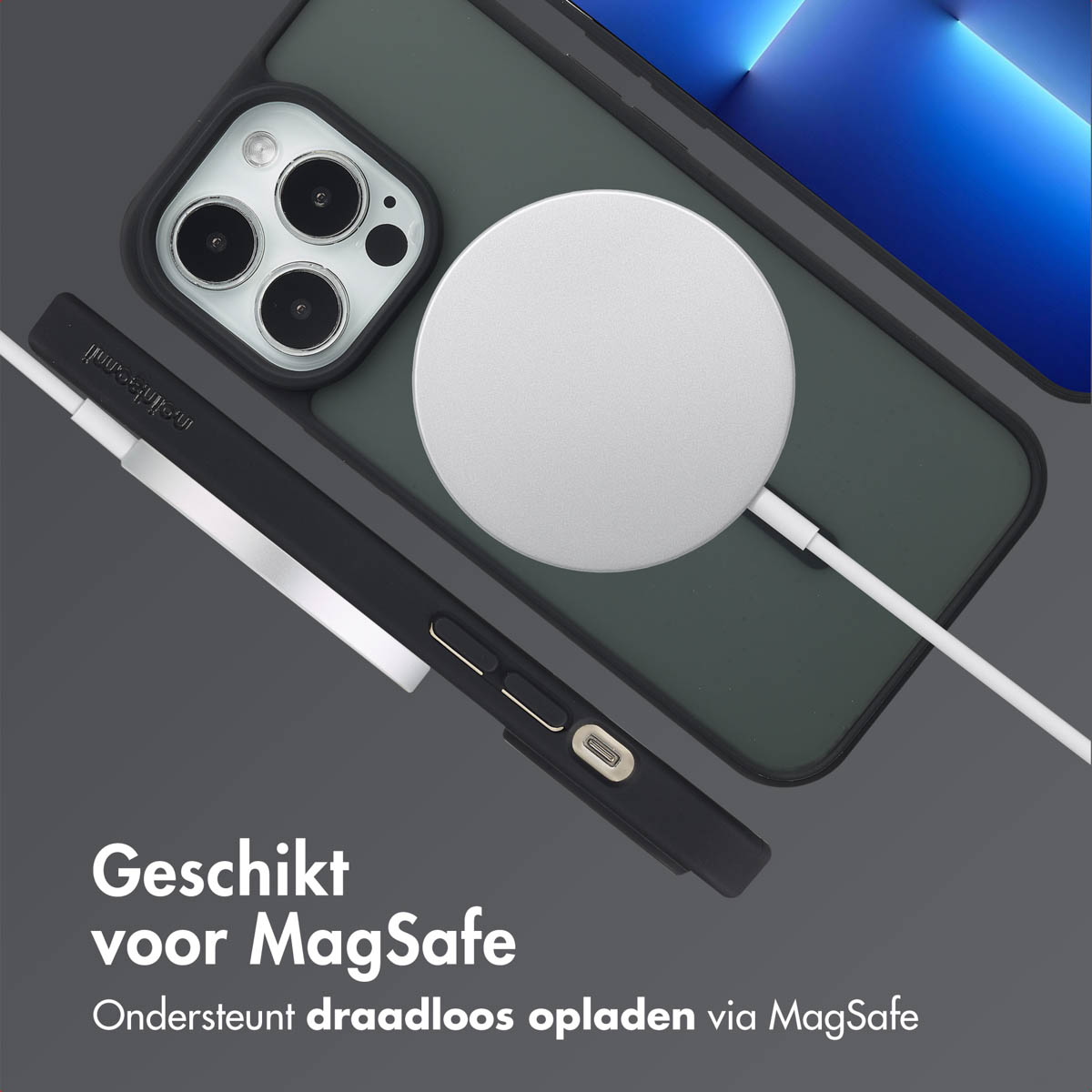 Coque noire avec chargeur blanc. Texte: Compatible MagSafe, chargement sans fil.