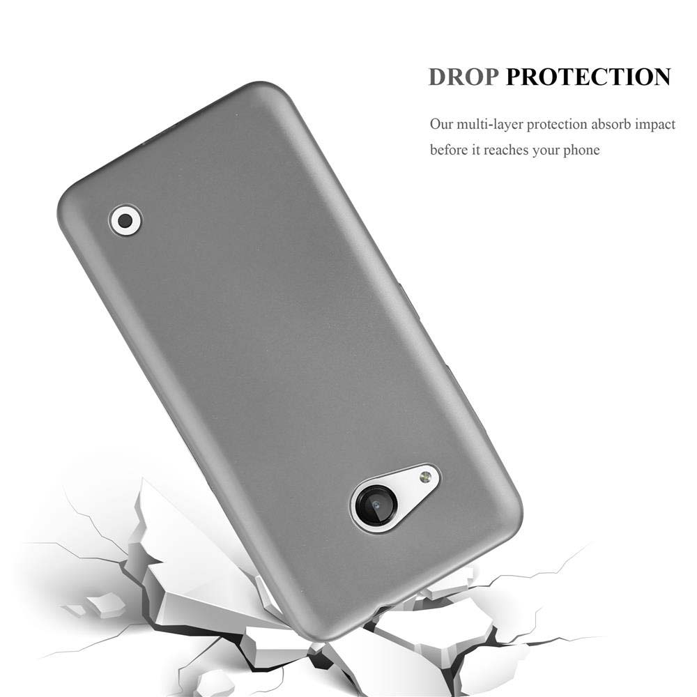 Una funda de teléfono cae sobre un suelo agrietado, lo que ilustra la protección contra caídas. El teléfono es gris y el fondo es blanco.