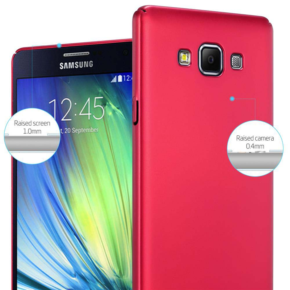 Eine rote Telefonhülle mit Details. Der Bildschirm und die Kamera des Telefons sind erhöht.