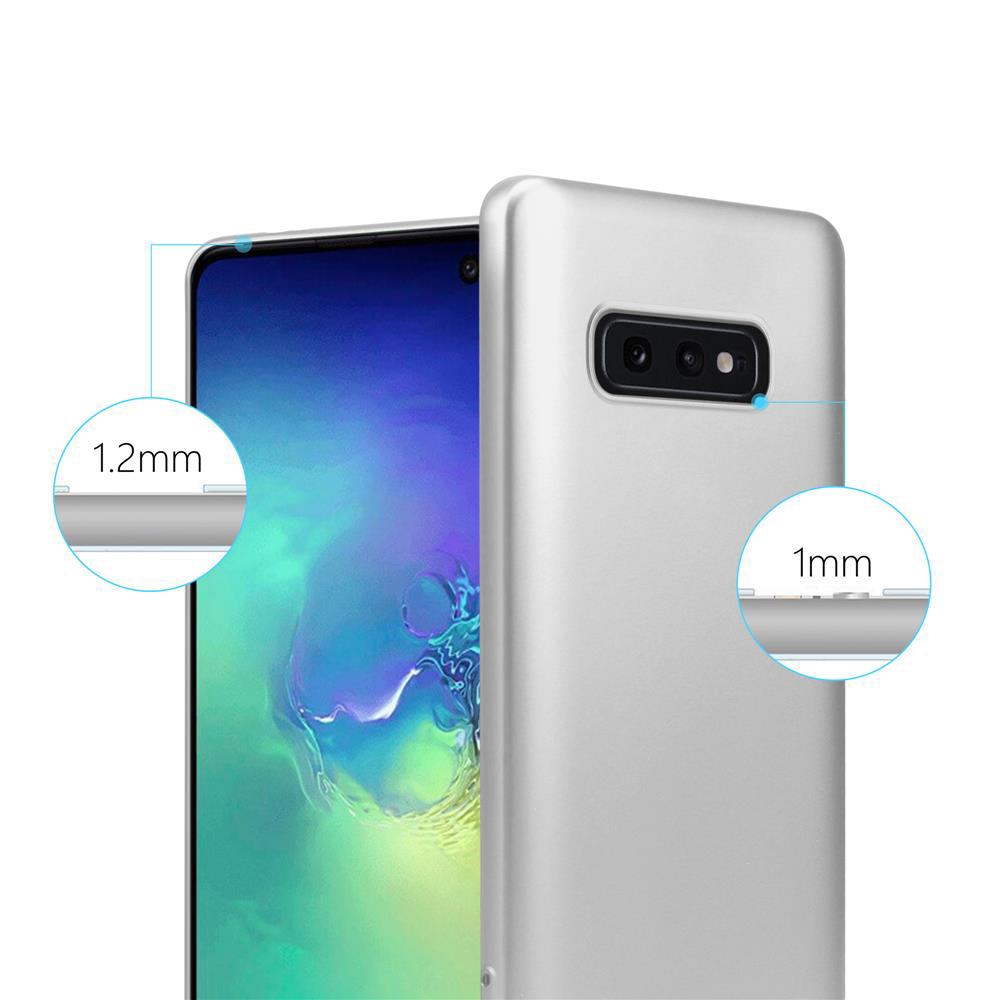 Eine Handyhülle befindet sich neben einem Telefon und zeigt Dickenmessungen von 1,2 mm und 1 mm.