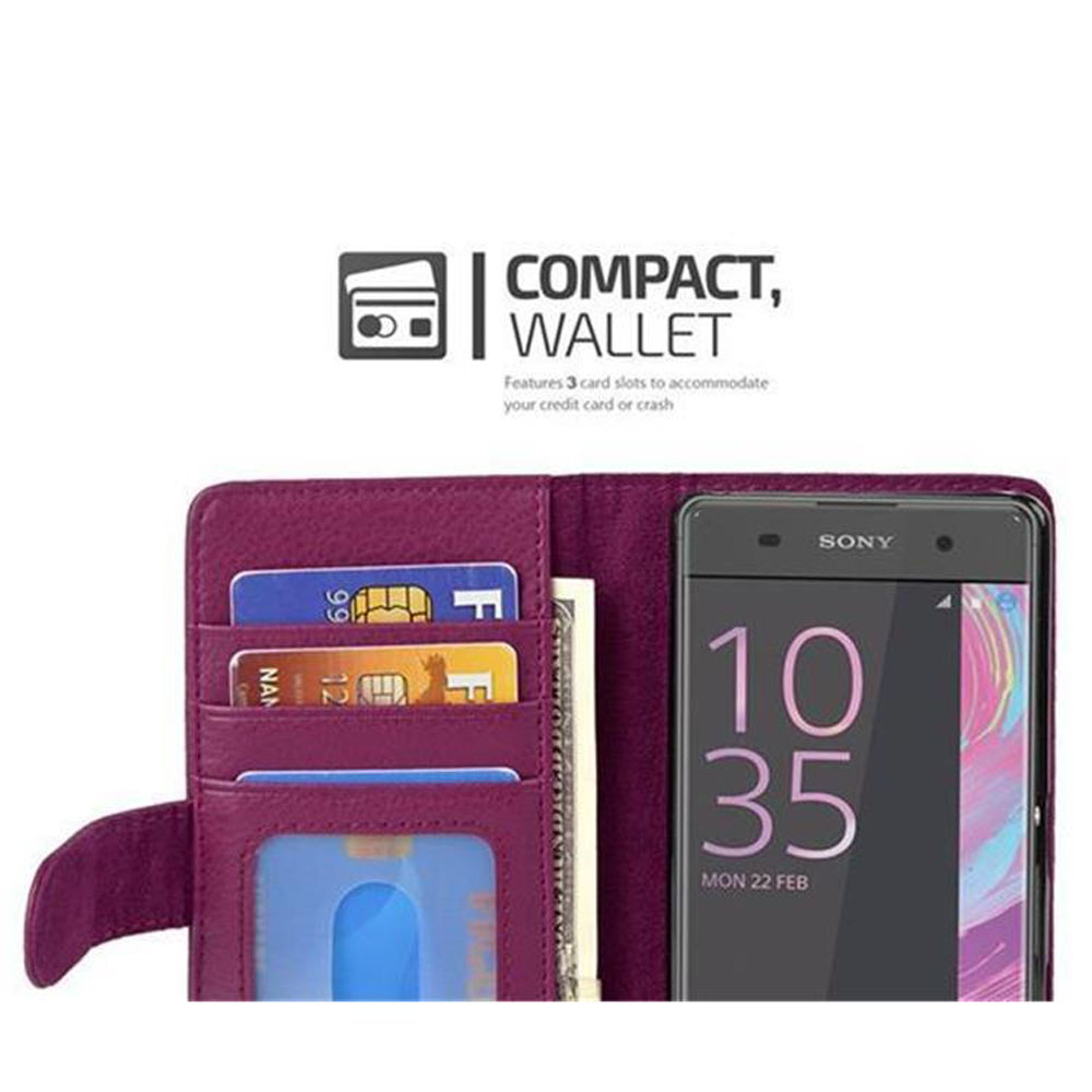 Una custodia per telefono viola a portafoglio con scomparti per carte e un telefono all'interno. Portafoglio compatto.