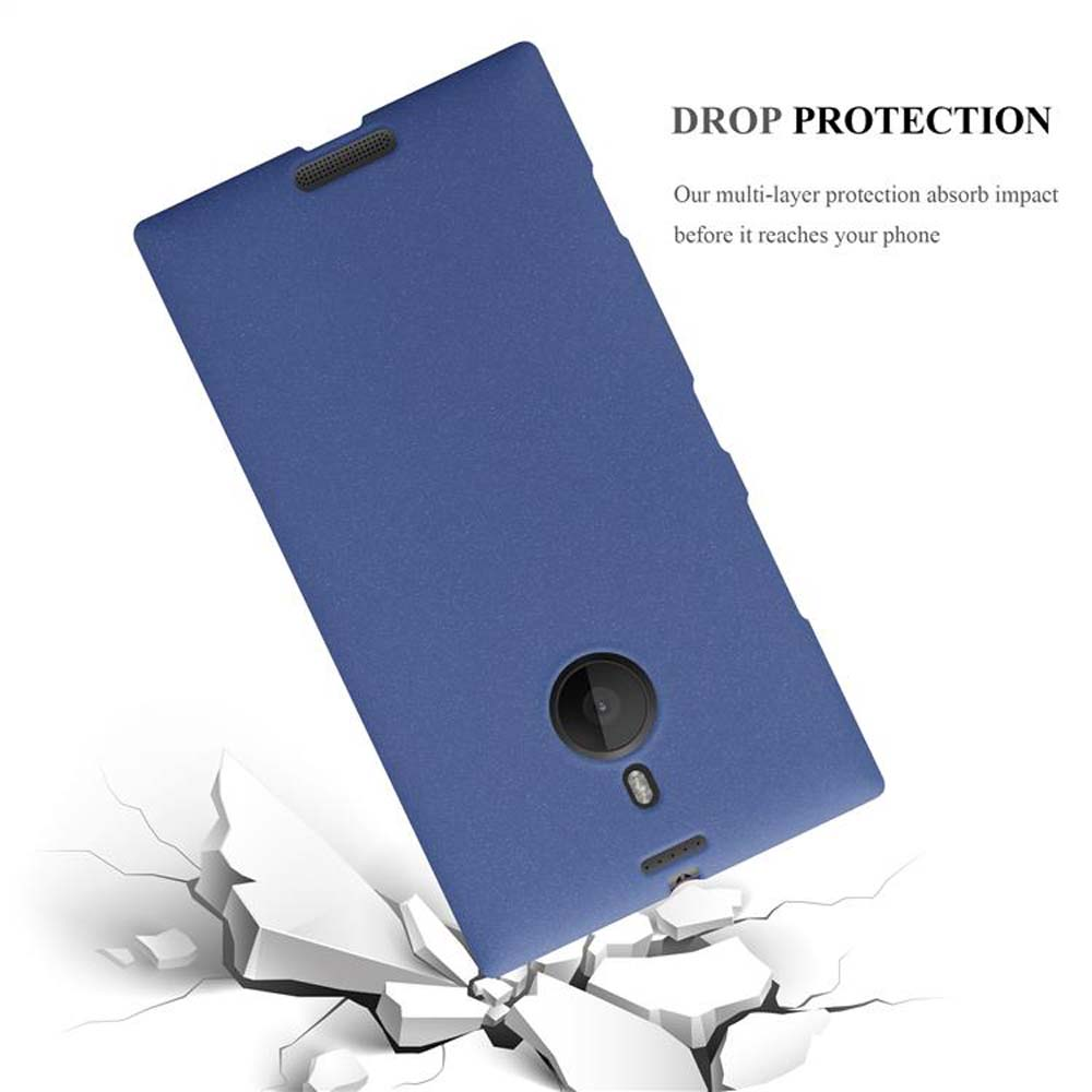 Custodia blu per telefono a mezz'aria, vicino al cemento rotto. Testo Drop Protection in alto.