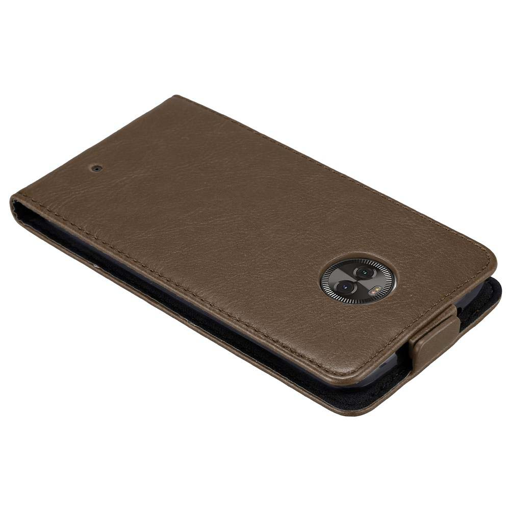 Braune Leder-Handyhülle, aufgeklappt. Das Telefon ist darin, die Kamera ist sichtbar.